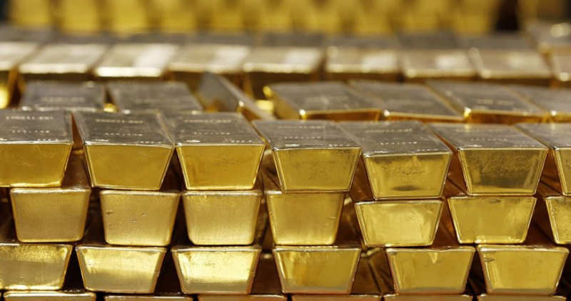 Доминирование США на валютном рынке толкает другие страны на увеличение золотого запаса