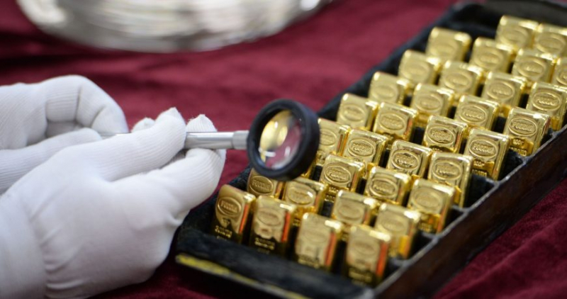 Почему ЦБ отказался от накоепления золота в резервах в 2022 году, с чем это может быть связано